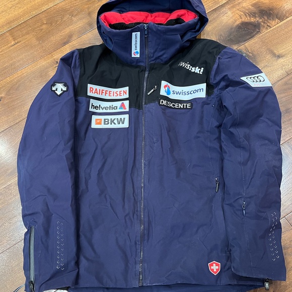 Descente men’s medium ski jacket Swiss ski team replica - Picture 5 of 7